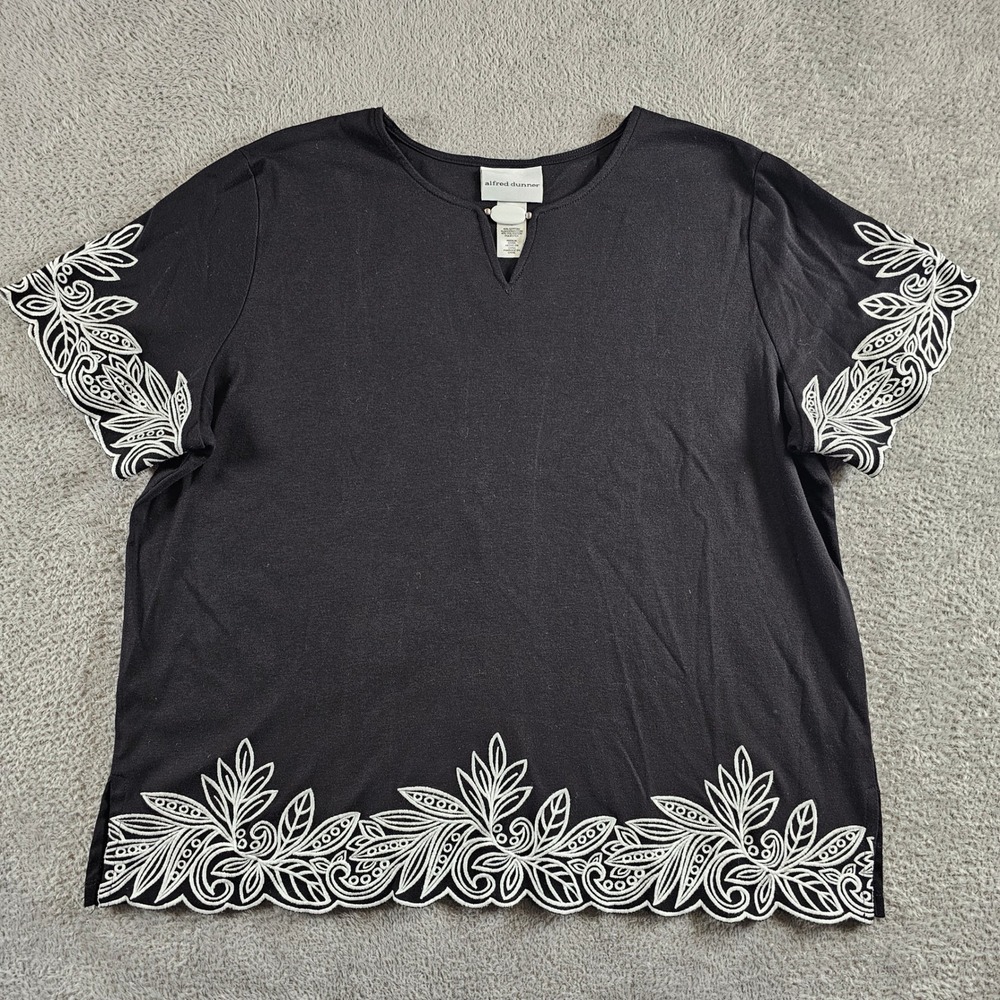 Alfred Dunner Womens Black Embroidered Scalloped Hem Knit Top Large Split Neck
